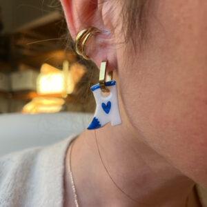 Paire de boucle d'oreille créole avec des bottes